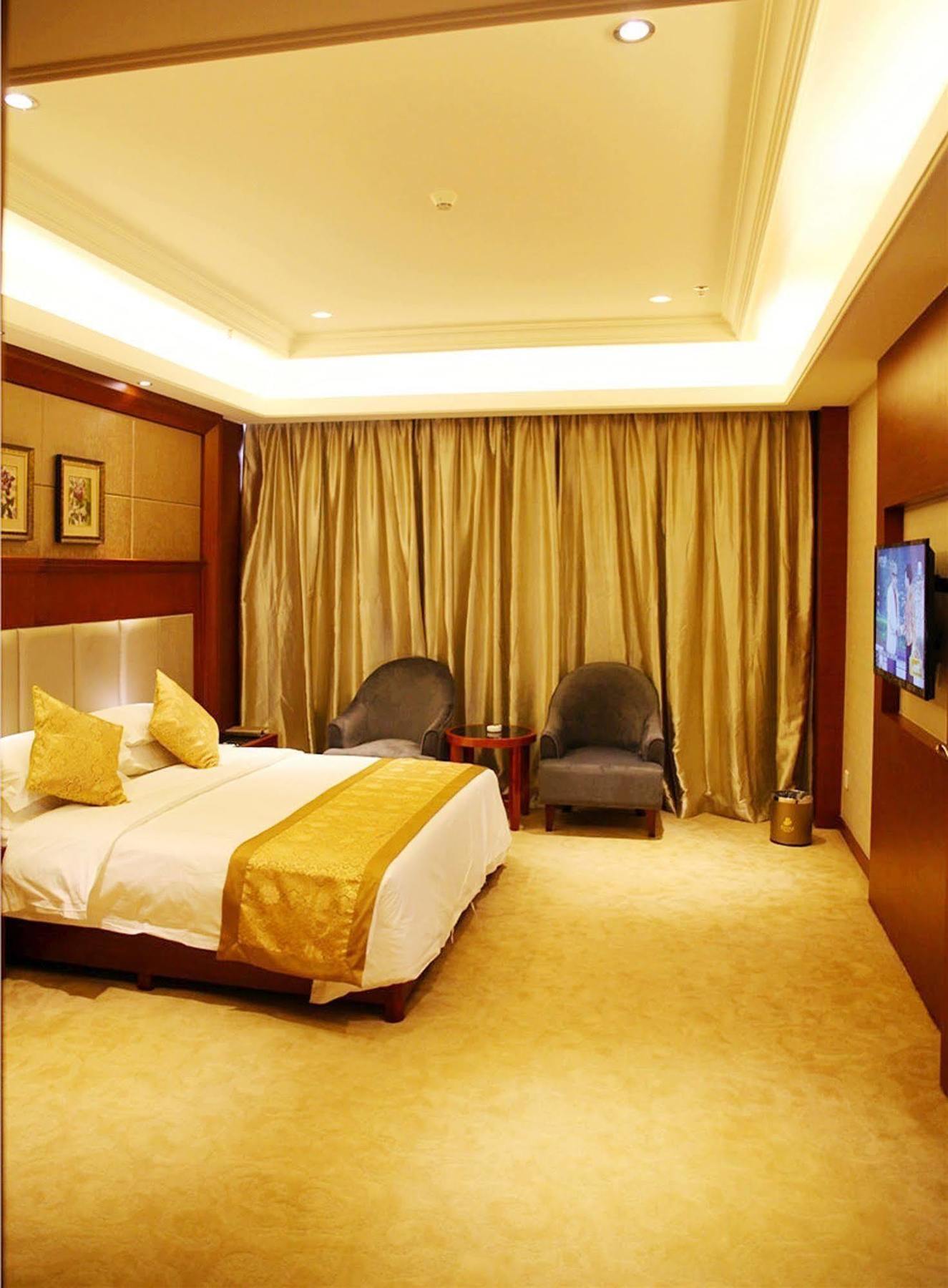 Jinhu Hotel 南昌 エクステリア 写真